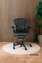 Refurbished Herman Miller Aeron Met Posturefit - Op Voorraad, Verzenden, Zwart, Zo goed als nieuw, Bureaustoel