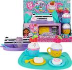 Gabby’s Poppenhuis - Spikkelfeest-serviceset met accessories, Hobby en Vrije tijd, Ophalen of Verzenden, Zo goed als nieuw