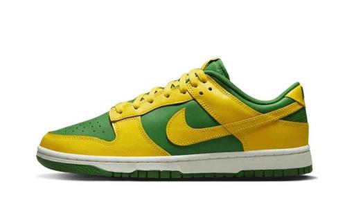 Nike Dunk Low Reverse Brazil - maat 38.5 (Sneakers), Kleding | Dames, Schoenen, Sneakers of Gympen, Nieuw, Verzenden