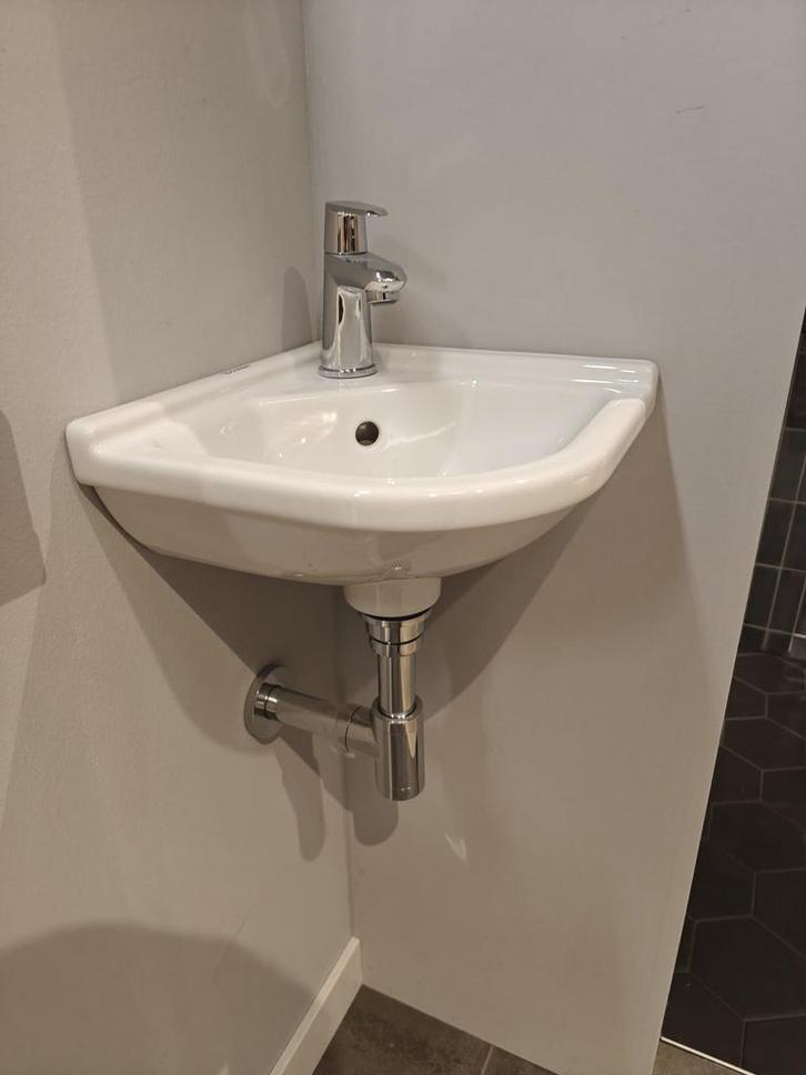 Hoekfontein wasbakje toilet Duravit Starck3 met kraan - 0031, Doe-het-zelf en Verbouw, Sanitair, Wastafel, Nieuw, Ophalen