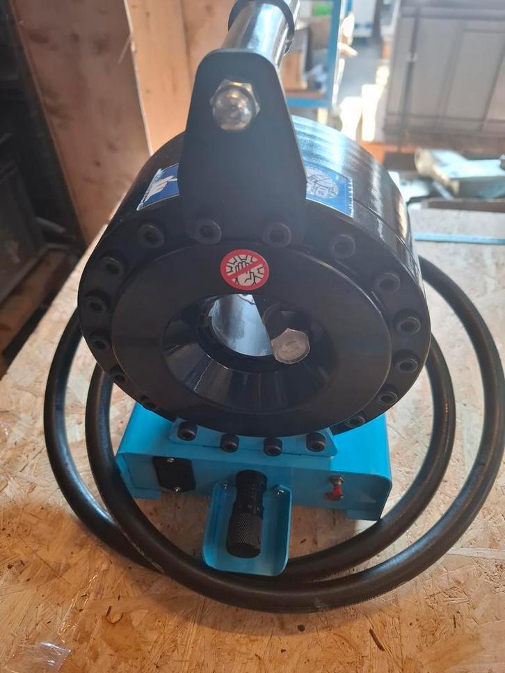 NIEUW Slangenpers incl persbekken! THB25M-16, Doe-het-zelf en Verbouw, Gereedschap | Overige machines, Nieuw, Ophalen of Verzenden