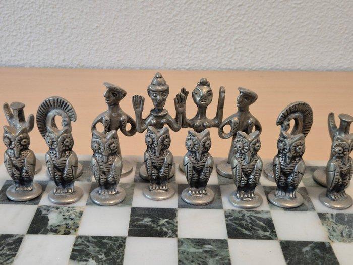 Schaakspel - Het land van Minos - Brons en marmer, Antiek en Kunst, Curiosa en Brocante