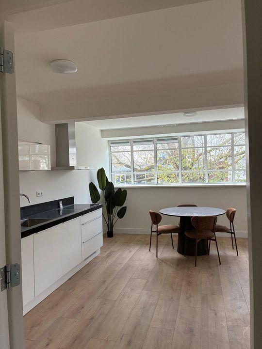 Te huur: Appartement Schoolstraat in Schiedam, Huizen en Kamers, Huizen te huur, Zuid-Holland, Appartement