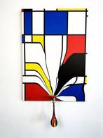 Santicri - Essence, Mondrian