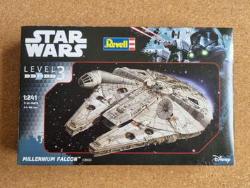 Revell 03600 Millennium Falcon 1:241 SEALED beschikbaar voor biedingen