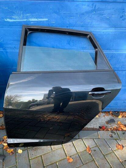 Seat Ibiza 6J ST portier links achter deur zwart metallic, Auto-onderdelen, Carrosserie en Plaatwerk, Verzenden