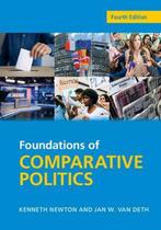 9781108927390 Foundations of Comparative Politics, Kenneth Newton, Zo goed als nieuw, Verzenden