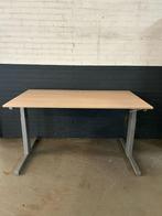 Tweedehands bureau (140x80) verstelbaar met slinger €75, Verzenden, In hoogte verstelbaar, Gebruikt, Bureau
