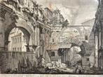 Giovanni Battista Piranesi (1720-1778) - Veduta interna, Antiek en Kunst