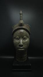 Prachtig gedenkhoofd Oba - bini/edo - Nigeria (Zonder