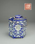 Wijnkan en Warmer - Porselein - Blue-Ground - China - Qing