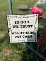 Decoratief ornament - Europa - In God vertrouwen wij