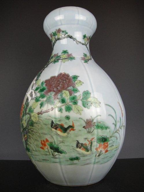Vaas - Porselein - China - Qing Dynastie (1644-1911) - Qing, Antiek en Kunst, Antiek | Overige Antiek