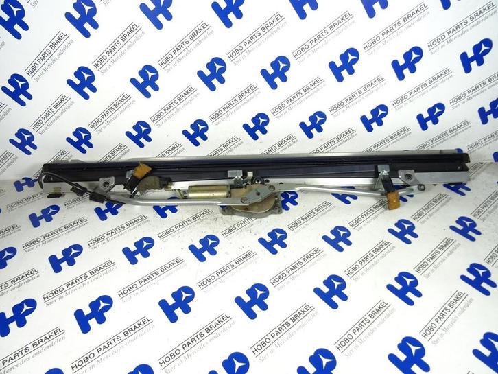 Rolgordijn A 209 810 0020 o.a: CLK-klasse w209, Auto-onderdelen, Elektronica en Kabels, Gebruikt, 3 maanden garantie, Mercedes-Benz