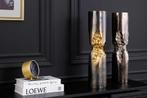 Moderne vaas PRECIOUS 50cm zwart goud metaal gehamerd design, Huis en Inrichting, Woonaccessoires | Vazen, Ophalen of Verzenden