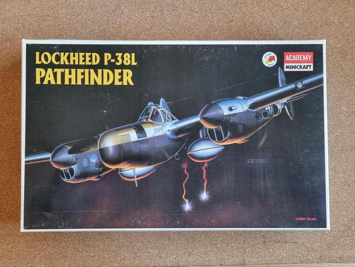 Academy 2151 Lockheed P-38L Pathfinder 1:48, Hobby en Vrije tijd, Modelbouw | Vliegtuigen en Helikopters, Verzenden