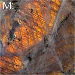 Madagascar Labradoriet – Oranje Goud Reflecties Labradoriet