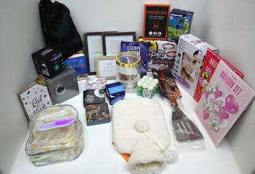 Cadeau Box L met 25 items beschikbaar voor biedingen