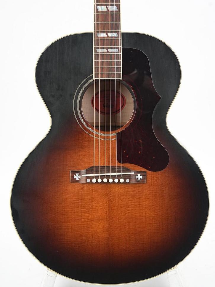 Gibson Custom 1952 J185 2023 (Akoestische Gitaren), Muziek en Instrumenten, Snaarinstrumenten | Gitaren | Akoestisch, Western- of Steelstringgitaar