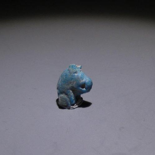 Oud-Egyptisch Faience Toeris kralenamulet. Amarnaperiode., Verzamelen, Mineralen en Fossielen