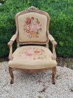 Fauteuil - Franse Louis XV stijl stoel met fijne, Antiek en Kunst