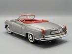 Revell 1:18 - Modelauto - Borgward Isabella Cabrio -, Hobby en Vrije tijd, Modelauto's | 1:5 tot 1:12, Nieuw