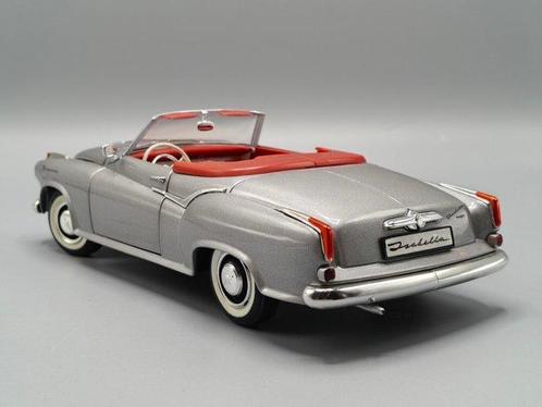 Revell 1:18 - Modelauto - Borgward Isabella Cabrio -, Hobby en Vrije tijd, Modelauto's | 1:5 tot 1:12