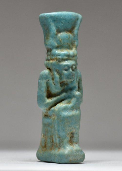 Oud-Egyptisch Faience Amulet van godin Isis die kind Horus, Antiek en Kunst, Antiek | Overige Antiek