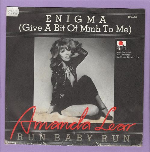 Amanda Lear – Enigma (Give A Bit Of Mmh To Me) / Run Ba..., Cd's en Dvd's, Vinyl Singles, Verzenden