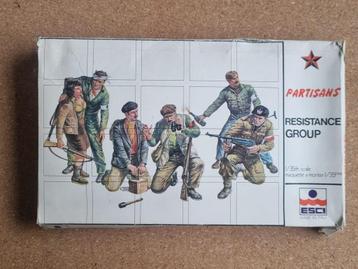 ESCI 5009 Partisans Resistance Group 1:35 beschikbaar voor biedingen
