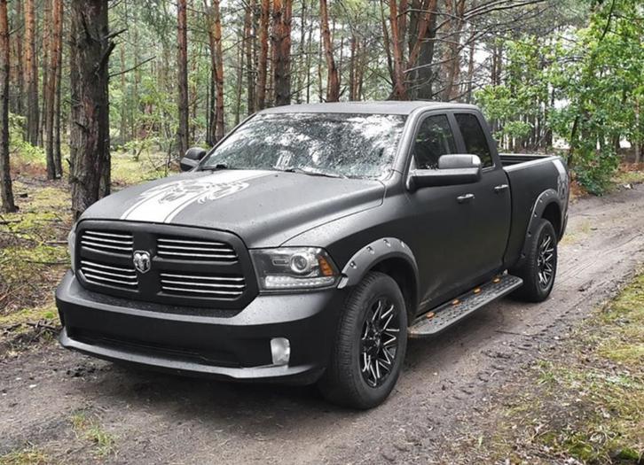 Side Steps Chaos Zwart Staal Dodge Ram 1500 | 2009-2018 (QUA, Auto diversen, Dakdragers, Nieuw, Ophalen of Verzenden