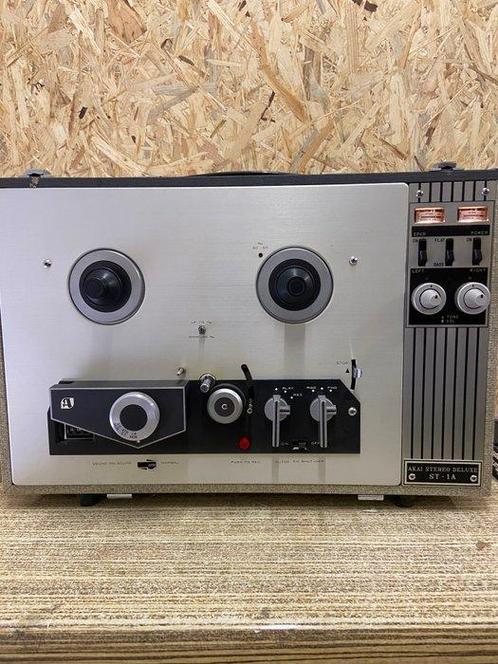Akai - ST-1A Draagbare bandrecorder, Audio, Tv en Foto, Radio's