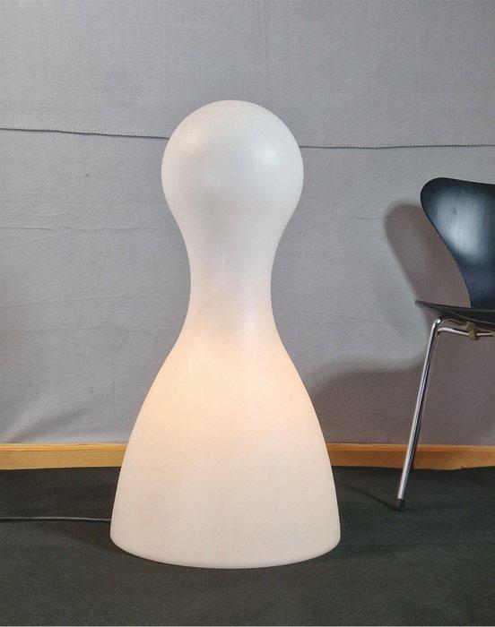 Leola - Lamp - Birillo - PE - Grote uitvoering van kegel, Antiek en Kunst, Antiek | Lampen