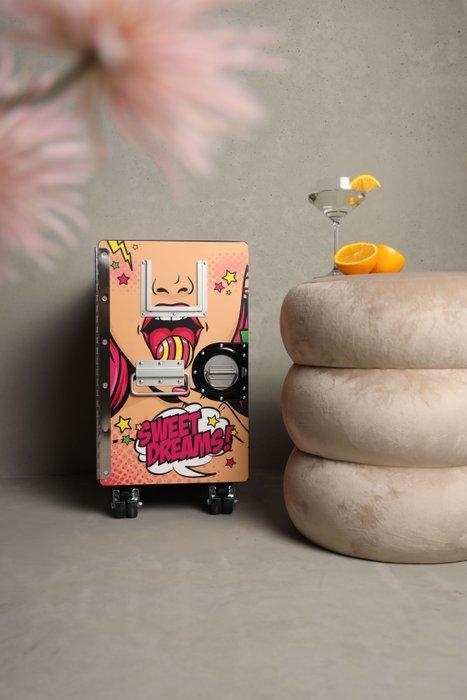 TrapTrading - Trolleys van luchtvaartmaatschappijen - Galley, Antiek en Kunst, Antiek | Wandborden en Tegels