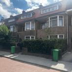 Eengezinswoning met tuin, balkon en gemeubileerd, Huizen en Kamers, Huizen te koop, Den-haag
