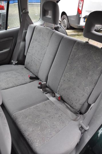 Achterbank en deurpanelen Mazda Demio 2000 beschikbaar voor biedingen