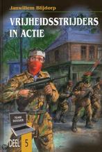 Vrijheidsstrijders in actie / Teamdossier / 5 9789055512805, Boeken, Kinderboeken | Jeugd | 13 jaar en ouder, Verzenden, Gelezen