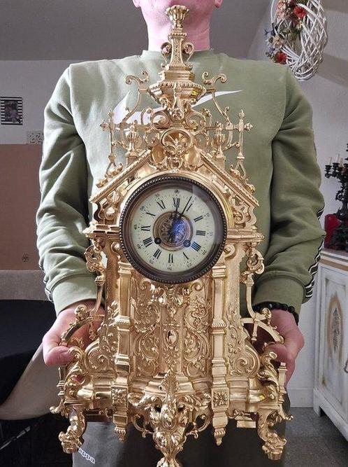 Pendule Gotische stijl - Verguld brons - 1850-1900, Antiek en Kunst, Antiek | Klokken