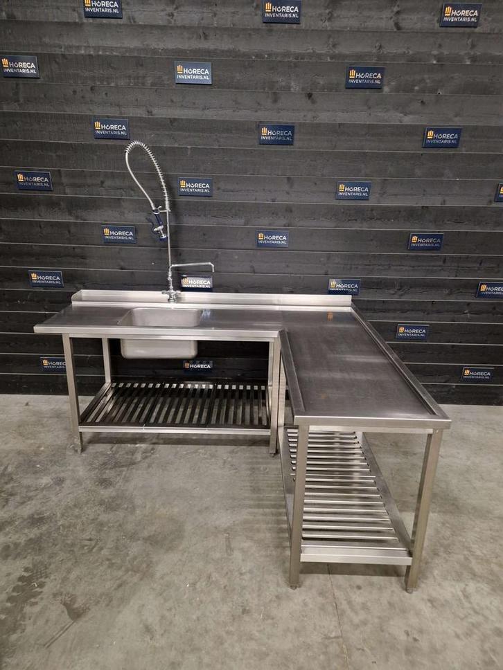 Aanvoertafel | wasbak | hoekmodel | RVS | 205 cm, Zakelijke goederen, Horeca | Keukenapparatuur, Gebruikt, RVS Meubilair