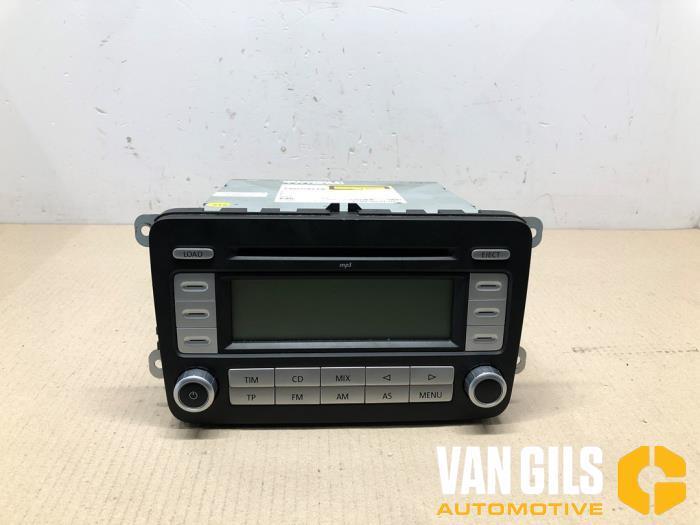 Radio Volkswagen Golf O271032, Auto-onderdelen, Elektronica en Kabels, Ophalen of Verzenden