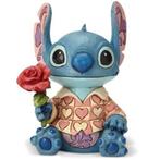 Disney Traditions – Clueless Casanova Stitch, Verzamelen, Disney, Ophalen of Verzenden, Overige figuren, Nieuw, Beeldje of Figuurtje