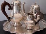 Orfèvrerie G.M - Koffieservies - Coquilles - Gepatineerd