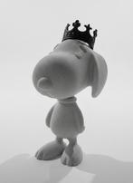 Okyes - Snoopy the King (marble effect)