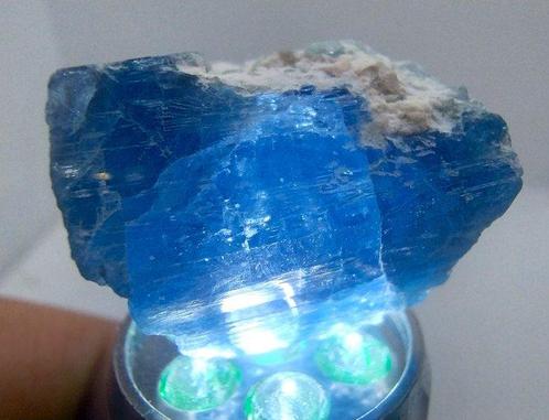 Natuurlijke Vietnam aquamarijn - 58,7 ct - Ruw- 11.74 g, Verzamelen, Mineralen en Fossielen