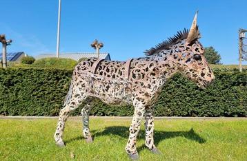 Large donkey flower basket - Beeldje - Ezel - IJzer beschikbaar voor biedingen