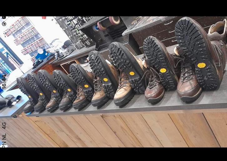 Zolen vervangen wandelschoenen - Lowa, Meindl, Hanwag, etc, Sport en Fitness, Bergsport en Wandelen, Schoenen, Zo goed als nieuw