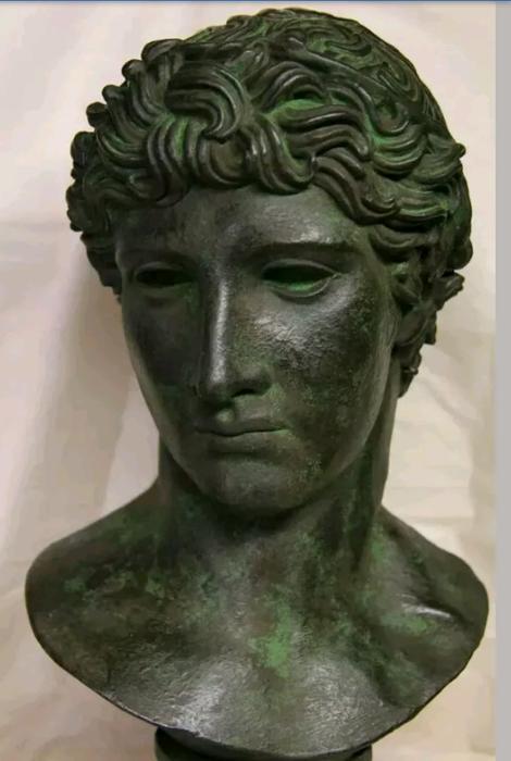 sculptuur, Bust of Apollo Roman Greek - Style Néoclassique -, Antiek en Kunst, Curiosa en Brocante