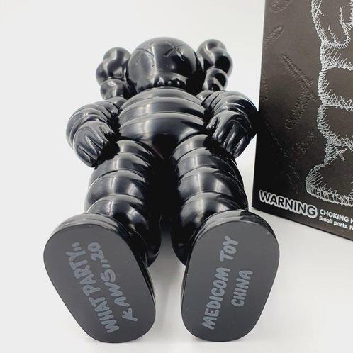 Kaws (1974) - Kaws What Party Black 2020, Antiek en Kunst, Kunst | Designobjecten