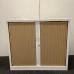 B-keus roldeurkast, 2 legborden, 105x120x43 cm, licht beuken