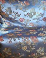 300x300 cm! Blauwe duifkleurige stof JACQUARD San Leucio